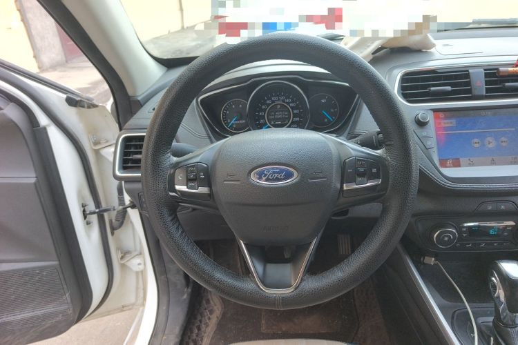 Used Ford Escort 2019 Revised Version 1.5L Automatic Enjoyment Type China VI Standard Steering Wheel