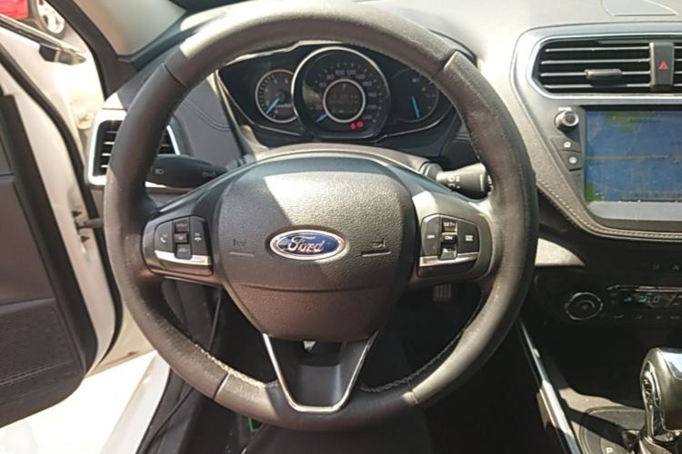 Used Ford Escort 2019 Revised Version 1.5L Automatic Enjoyment Type China VI Standard Steering Wheel
