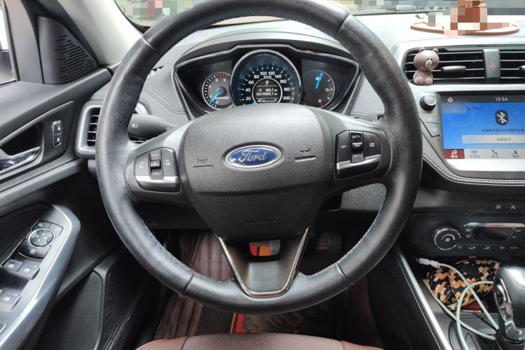 Used Ford Escort 2019 Revised Version 1.5L Automatic Enjoyment Type China VI Standard Steering Wheel