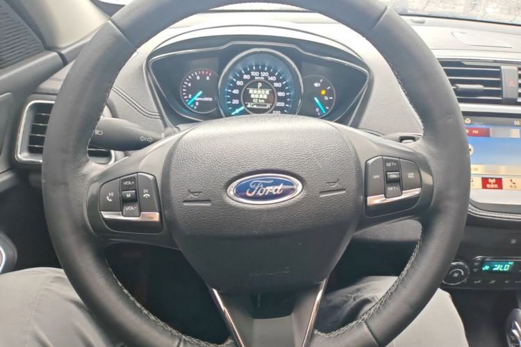 Used Ford Escort 2019 Revised Version 1.5L Automatic Enjoyment Type China VI Standard Steering Wheel