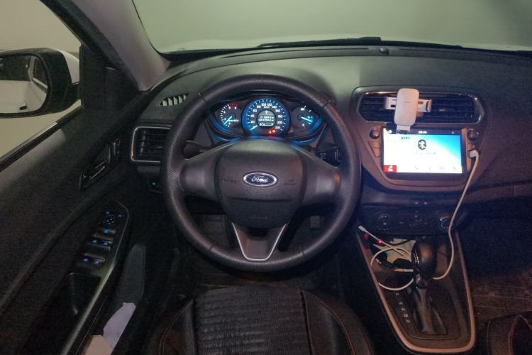 Used Ford Escort 2019 1.5L Automatic ZhiXiang Model Steering Wheel