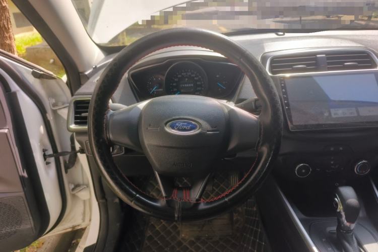 Used Ford Escort 2019 Revised 1.5L Automatic ZhiXiang Version (Tire Pressure Monitoring) China VI Standard Steering Wheel