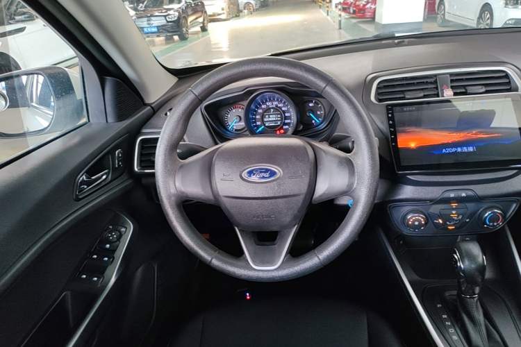 Used Ford Escort 2019 1.5L Automatic ZhiXiang Model Steering Wheel
