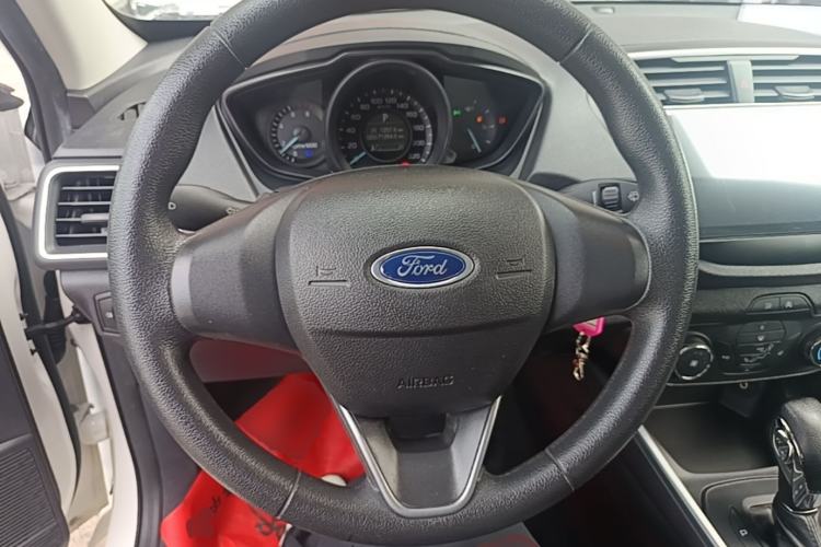 Used Ford Escort 2019 Revised 1.5L Automatic ZhiXiang Version China VI Standard Steering Wheel