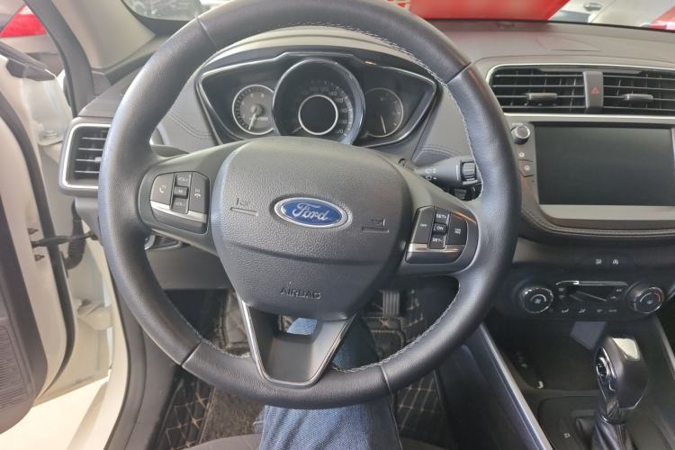 Used Ford Escort 2019 Revised Version 1.5L Automatic Enjoyment Type China VI Standard Steering Wheel