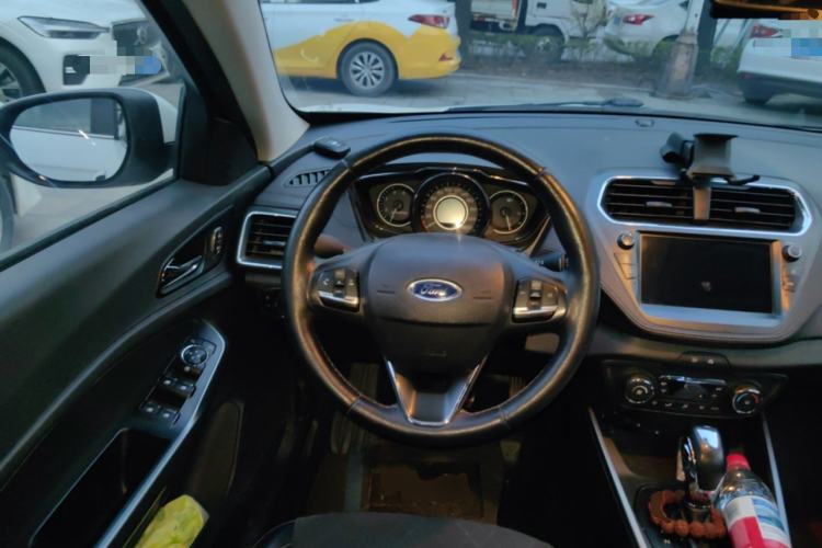 Used Ford Escort 2019 Revised Version 1.5L Automatic Enjoyment Type China VI Standard Steering Wheel