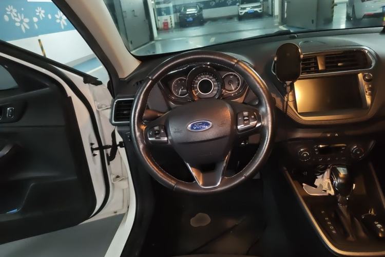 Used Ford Escort 2019 Revised Version 1.5L Automatic Enjoyment Type China VI Standard Steering Wheel