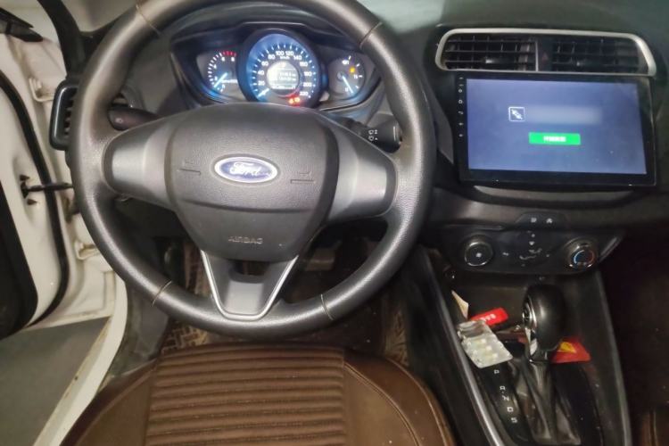 Used Ford Escort 2019 Revised 1.5L Automatic ZhiXiang Version (Tire Pressure Monitoring) China VI Standard Steering Wheel