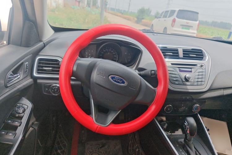Used Ford Escort 2019 Revised 1.5L Automatic ZhiXiang Version (Tire Pressure Monitoring) China VI Standard Steering Wheel