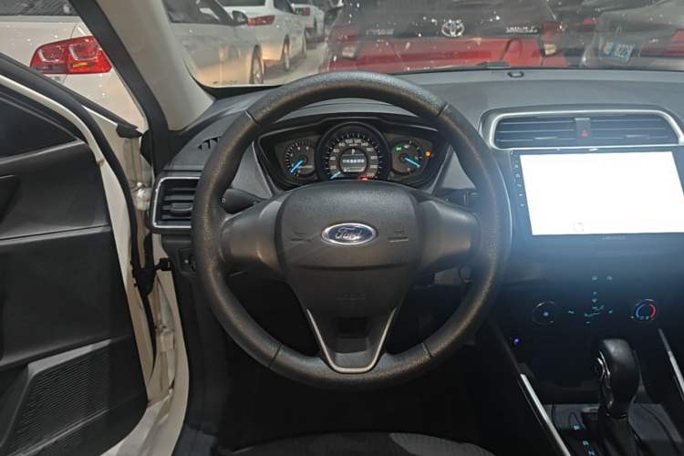 Used Ford Escort 2019 1.5L Automatic ZhiXiang Model Steering Wheel