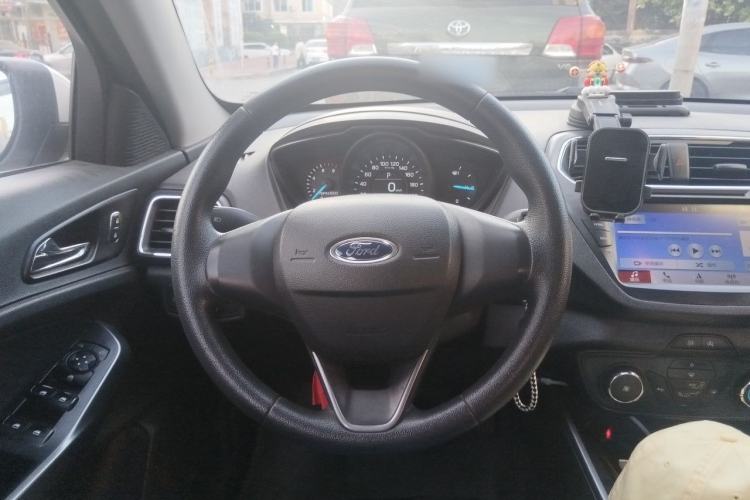 Used Ford Escort 2019 1.5L Automatic ZhiXiang Model Steering Wheel