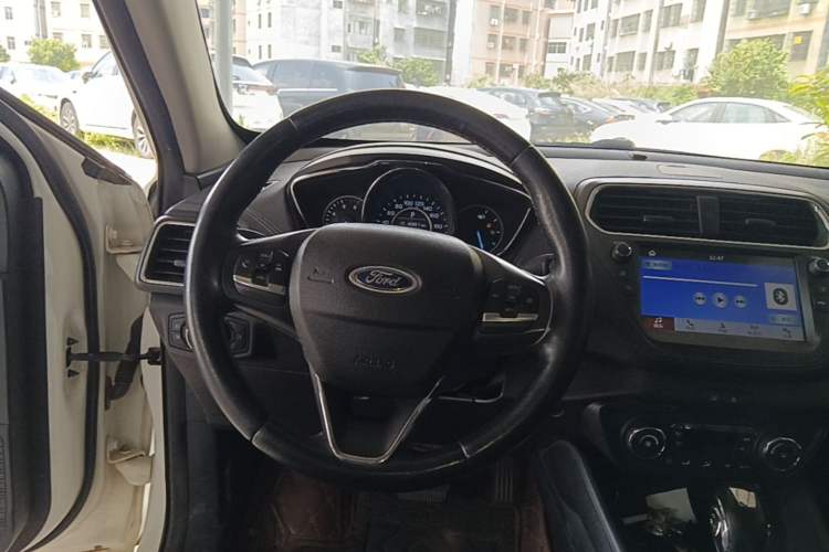 Used Ford Escort 2019 Revised Version 1.5L Automatic Enjoyment Type China VI Standard Steering Wheel