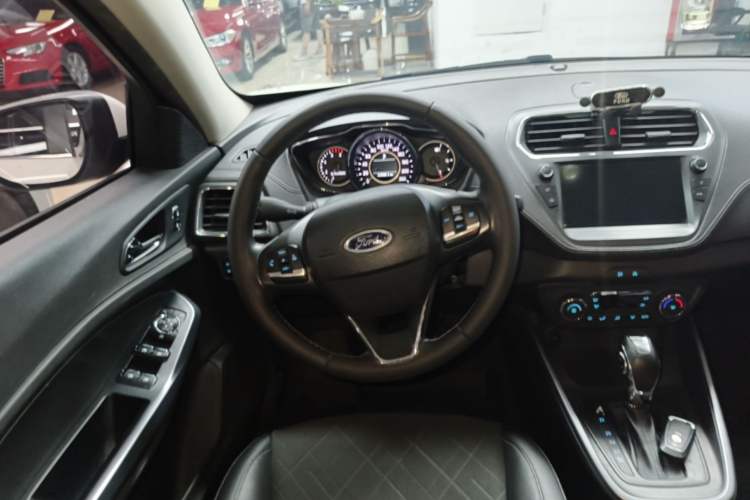 Used Ford Escort 2019 Revised Version 1.5L Automatic Enjoyment Type China VI Standard Steering Wheel