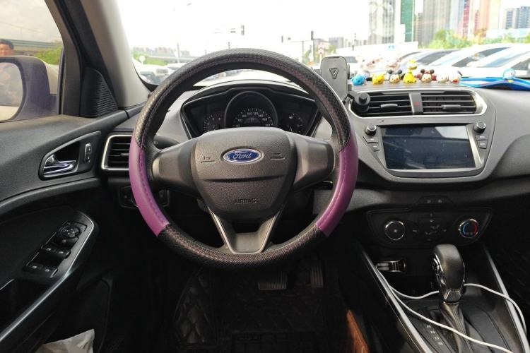 Used Ford Escort 2019 Revised 1.5L Automatic ZhiXiang Version China VI Standard Steering Wheel