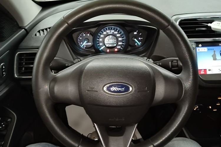 Used Ford Escort 2019 Revised 1.5L Automatic ZhiXiang Version (Tire Pressure Monitoring) China VI Standard Steering Wheel