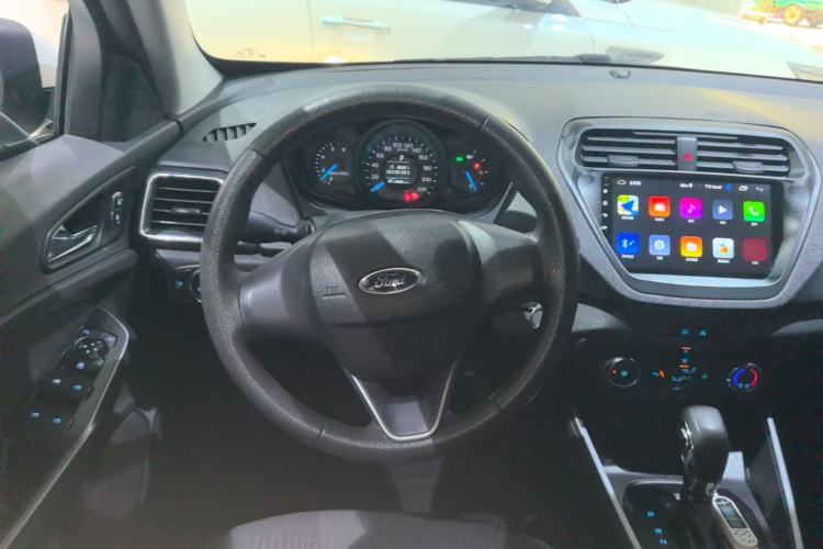 Used Ford Escort 2019 Revised 1.5L Automatic ZhiXiang Version (Tire Pressure Monitoring) China VI Standard Steering Wheel