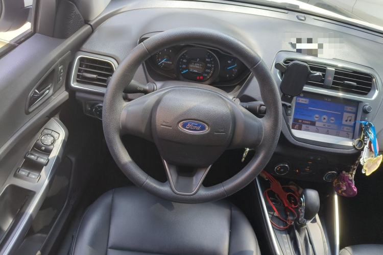 Used Ford Escort 2019 Revised 1.5L Automatic ZhiXiang Version (Tire Pressure Monitoring) China VI Standard Steering Wheel