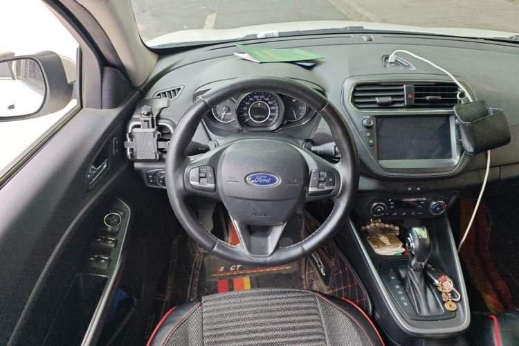 Used Ford Escort 2019 Revised Version 1.5L Automatic Enjoyment Type China VI Standard Steering Wheel