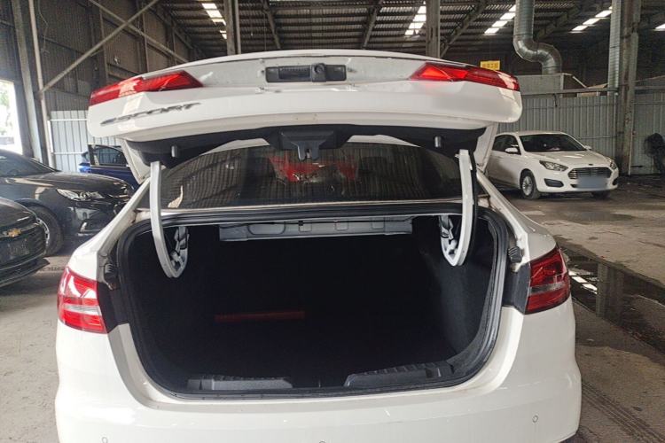 Used Ford Escort 2019 Revised Version 1.5L Automatic Enjoyment Type China VI Standard Trunk