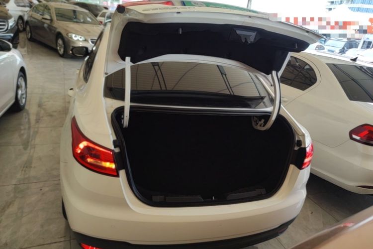 Used Ford Escort 2019 Revised Version 1.5L Automatic Enjoyment Type China VI Standard Trunk