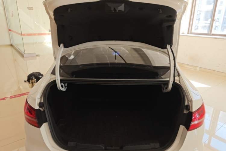 Used Ford Escort 2019 Revised Version 1.5L Automatic Enjoyment Type China VI Standard Trunk