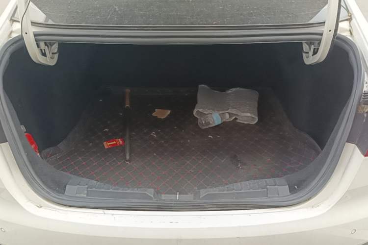 Used Ford Escort 2019 1.5L Automatic ZhiXiang Model Trunk