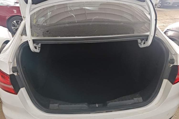 Used Ford Escort 2019 Revised Version 1.5L Automatic Enjoyment Type China VI Standard Trunk
