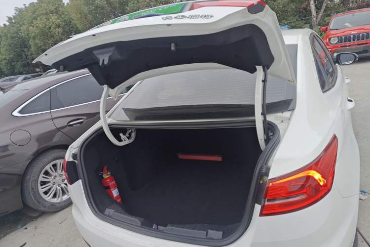 Used Ford Escort 2019 Revised Version 1.5L Automatic Enjoyment Type China VI Standard Trunk