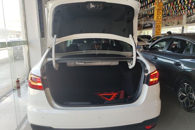 Used Ford Escort 2019 Revised Version 1.5L Automatic Enjoyment Type China VI Standard Trunk