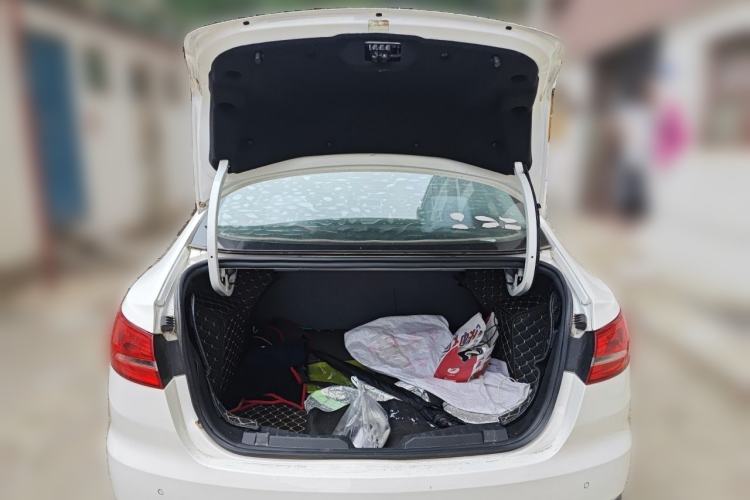 Used Ford Escort 2019 1.5L Automatic ZhiXiang Model Trunk