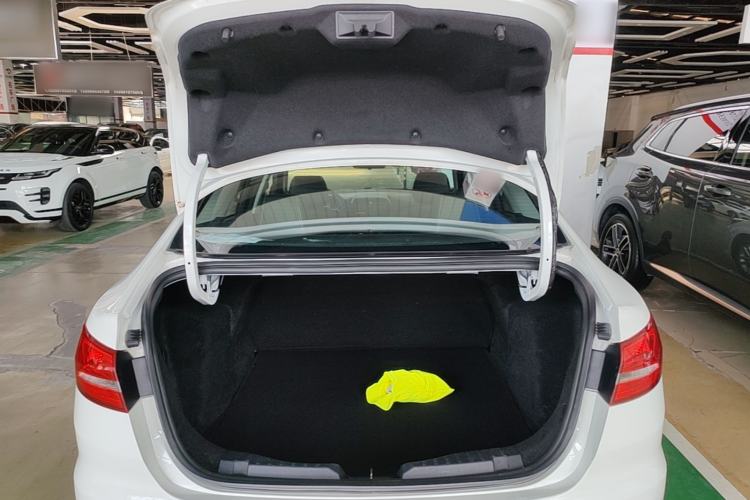 Used Ford Escort 2019 1.5L Automatic ZhiXiang Model Trunk
