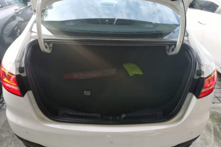 Used Ford Escort 2019 Revised Version 1.5L Automatic Enjoyment Type China VI Standard Trunk