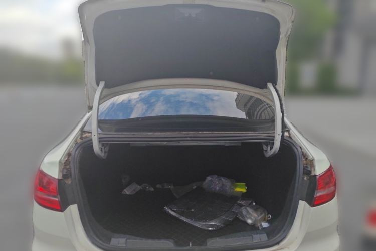 Used Ford Escort 2019 Revised Version 1.5L Automatic Enjoyment Type China VI Standard Trunk