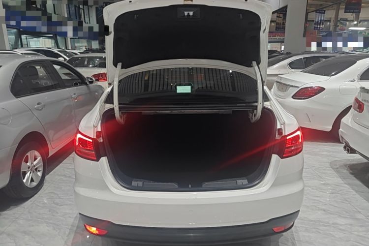 Used Ford Escort 2019 1.5L Automatic ZhiXiang Model Trunk