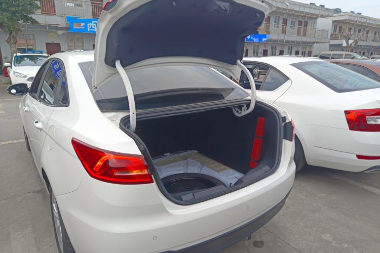 Used Ford Escort 2019 Revised Version 1.5L Automatic Enjoyment Type China VI Standard Trunk