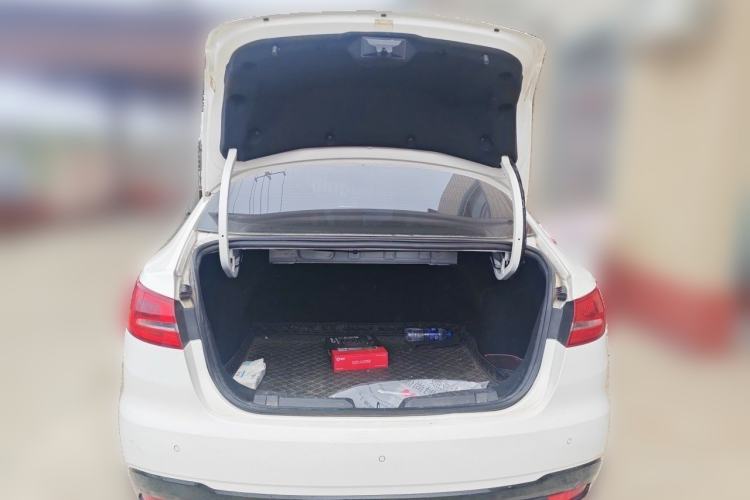 Used Ford Escort 2019 Revised 1.5L Automatic ZhiXiang Version China VI Standard Trunk
