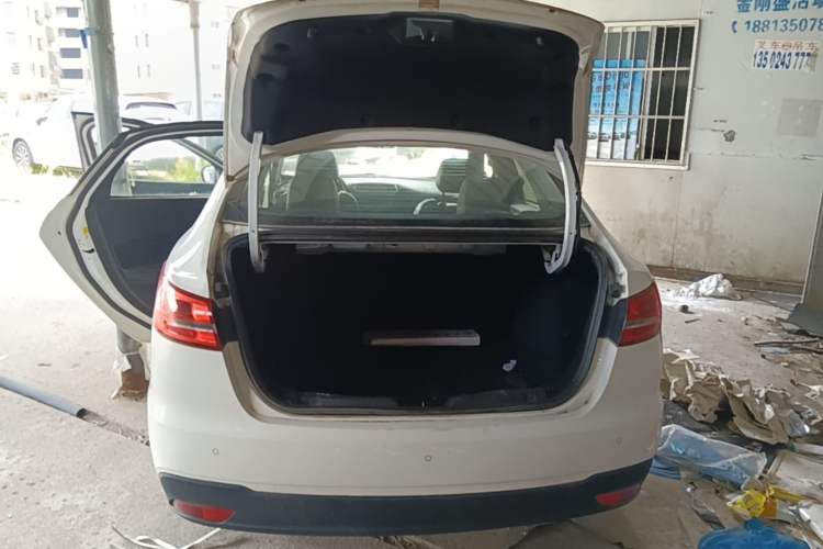 Used Ford Escort 2019 Revised Version 1.5L Automatic Enjoyment Type China VI Standard Trunk