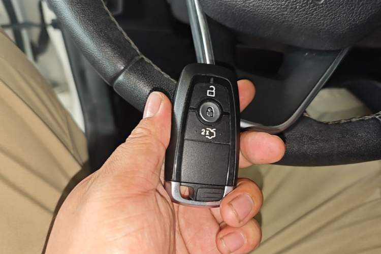 Used Ford Escort 2019 Revised Version 1.5L Automatic Zhenxiang Edition China VI Standard Vehicle Key