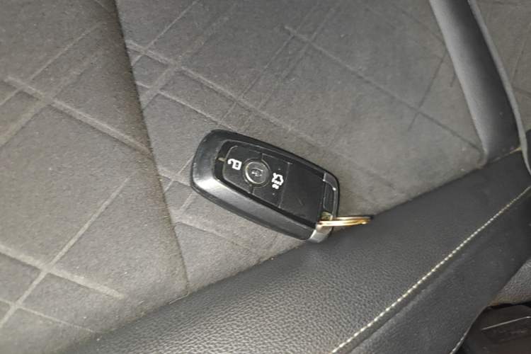 Used Ford Escort 2019 Revised Version 1.5L Automatic Enjoyment Type China VI Standard Vehicle Key