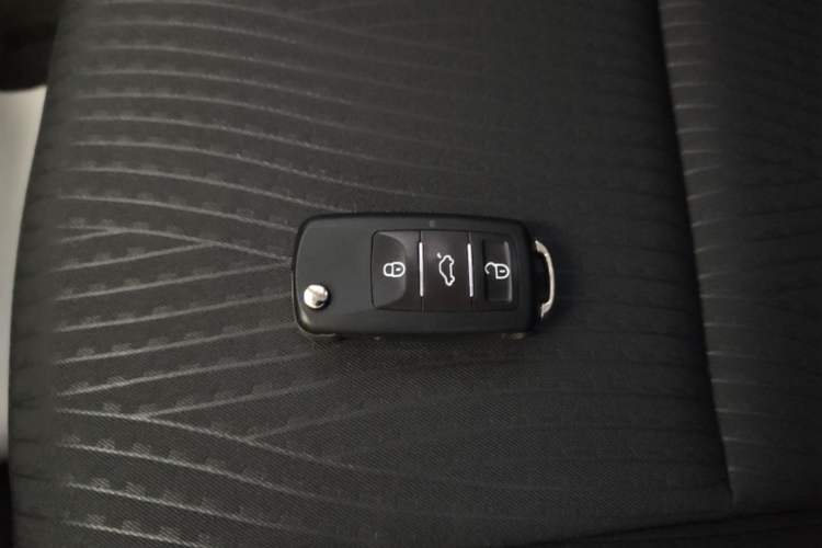 Used Ford Escort 2019 Revised Version 1.5L Manual Quality Enjoyment Type China VI Standard Vehicle Key