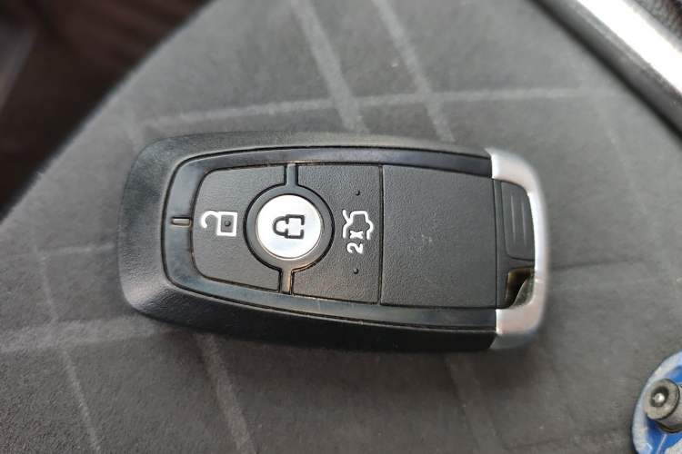 Used Ford Escort 2019 Revised Version 1.5L Automatic Enjoyment Type China VI Standard Vehicle Key