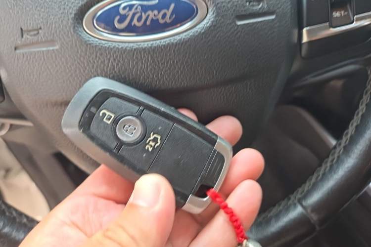 Used Ford Escort 2019 Revised Version 1.5L Automatic Enjoyment Type China VI Standard Vehicle Key