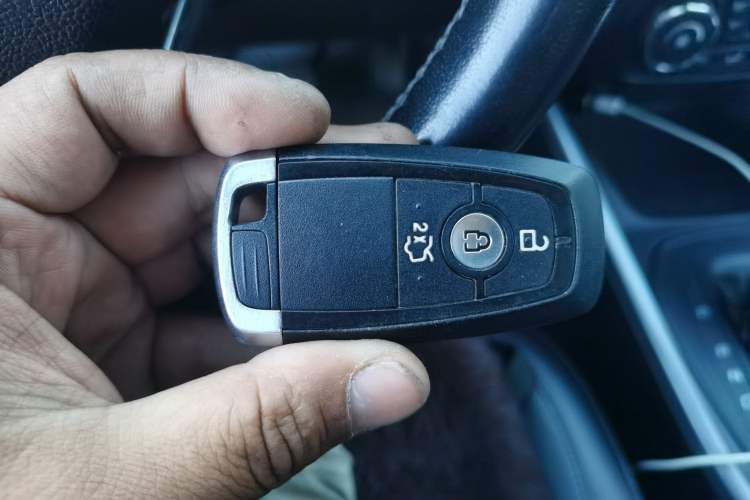 Used Ford Escort 2019 Revised Version 1.5L Automatic Enjoyment Type China VI Standard Vehicle Key