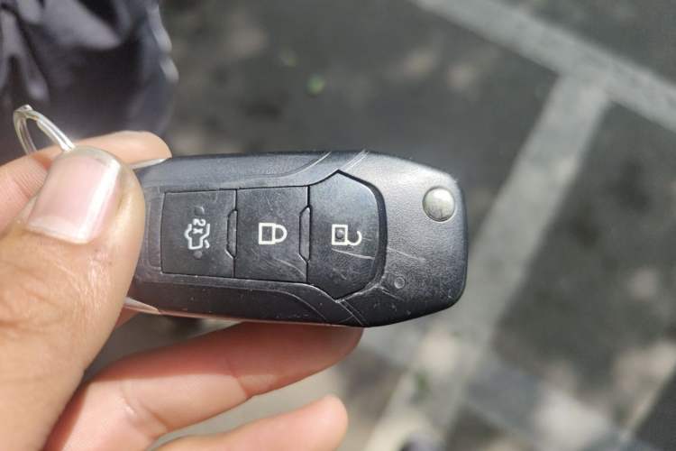 Used Ford Escort 2019 Revised 1.5L Automatic ZhiXiang Version China VI Standard Vehicle Key