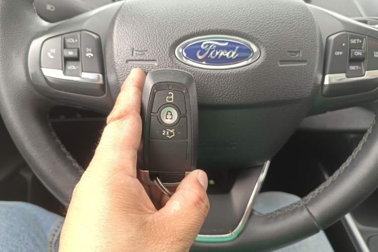 Used Ford Escort 2019 Revised Version 1.5L Automatic Enjoyment Type China VI Standard Vehicle Key