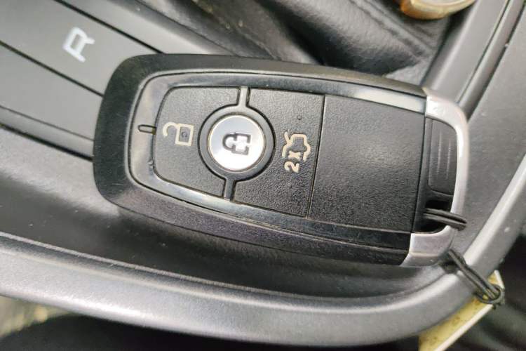 Used Ford Escort 2019 Revised Version 1.5L Automatic Enjoyment Type China VI Standard Vehicle Key