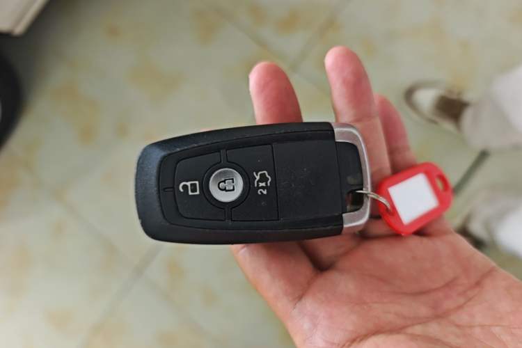 Used Ford Escort 2019 Revised Version 1.5L Automatic Enjoyment Type China VI Standard Vehicle Key