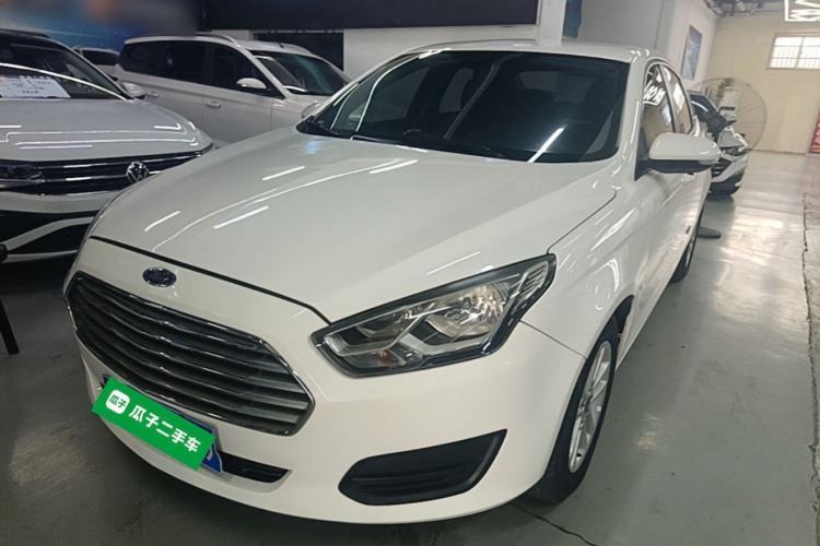 Ojetý Ford Escort 2019 Revised 1.5L Automatic ZhiXiang Version China VI Standard Guazi used car, China used car export, Used car for sale, Used  cars, Cheapest cars for sale