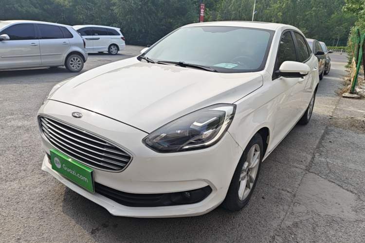 Used Ford Escort 2019 Revised Version 1.5L Automatic Enjoyment Type China VI Standard Guazi used car, China used car export, Used car for sale, Used  cars, Cheapest cars for sale