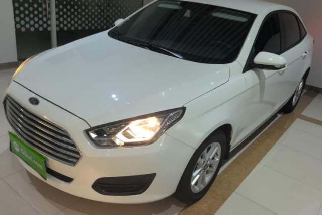 Ojetý Ford Escort 2019 Revised 1.5L Automatic ZhiXiang Version (Tire Pressure Monitoring) China VI Standard